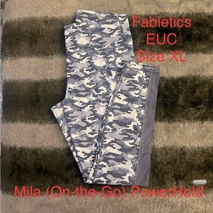 EUC Fabletics Mila Legging Blue Camo Size XL